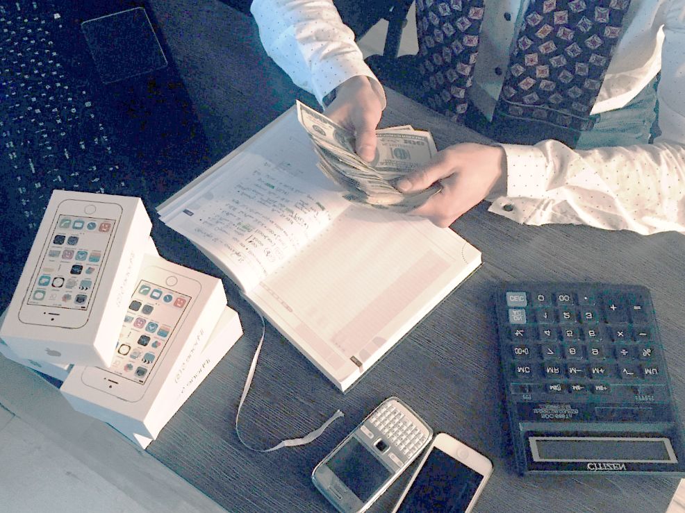 Cómo empezar a trabajar en el mercado de valores femenino